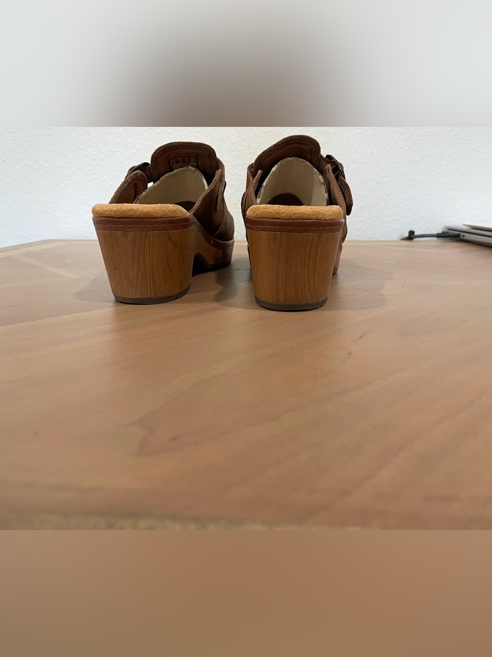 Womens Paizlee Nora Clog - Picture 2 of 4